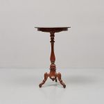 1092 8312 PEDESTAL TABLE